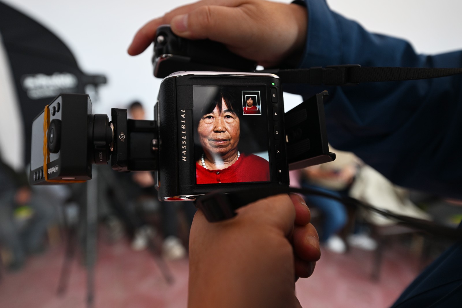 300兆的画质可以看到每处细节。记者