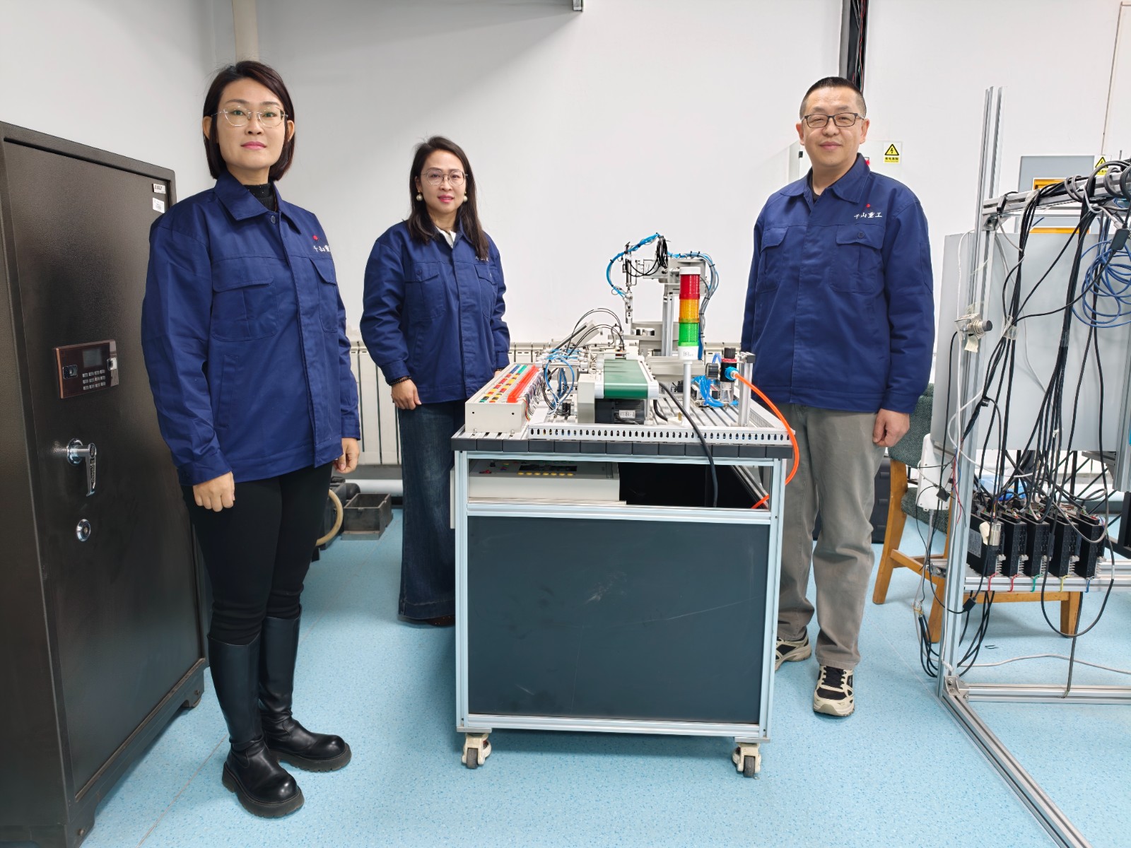 头条图(6894191)-20260426170127