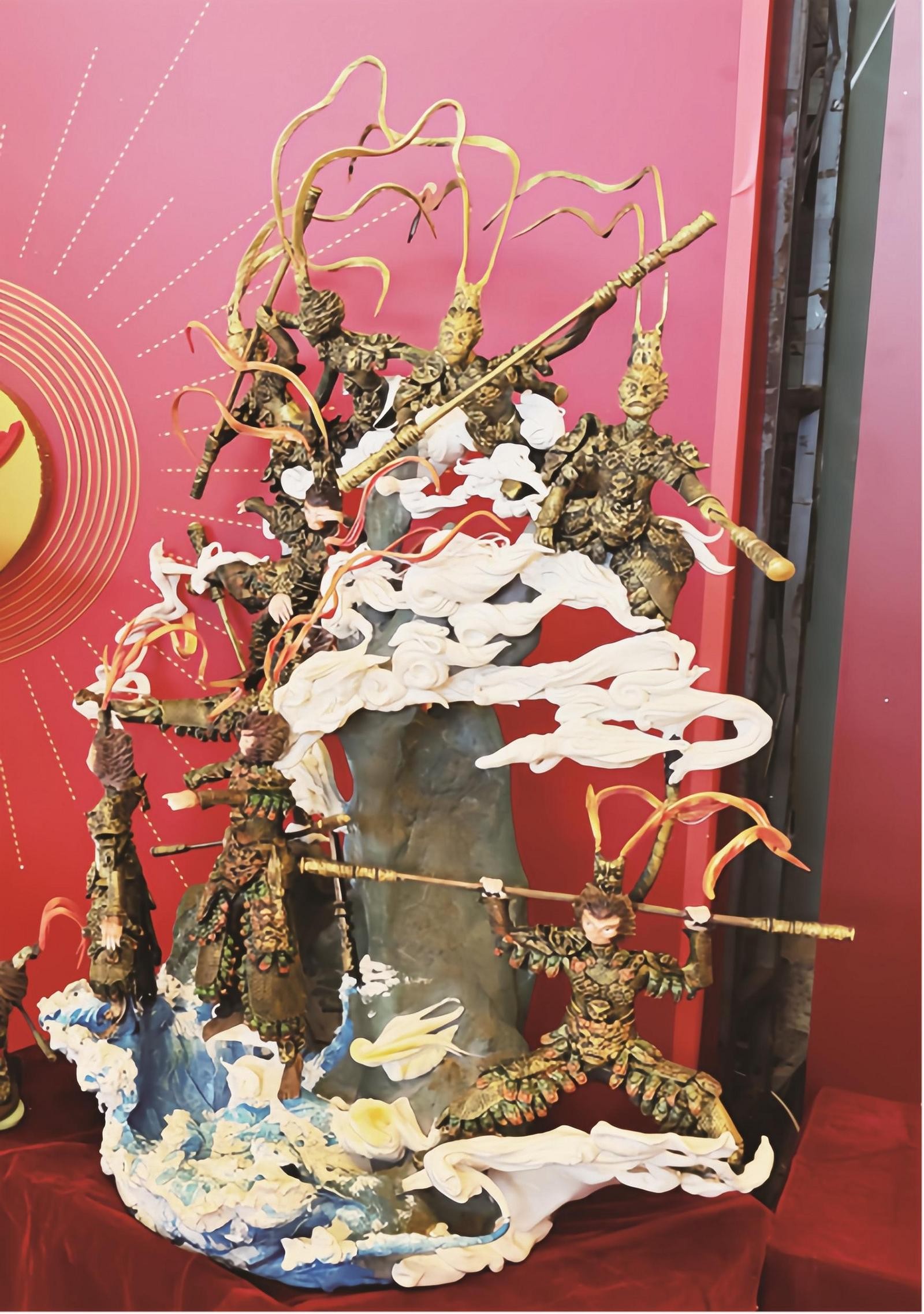 面塑作品《黑神话：悟空》。
