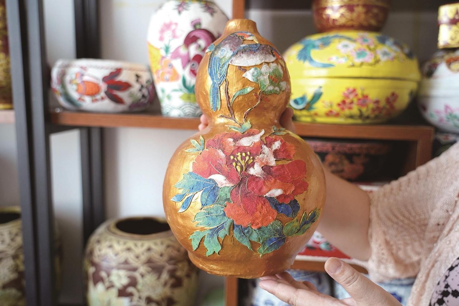 作品《太平盛世》。