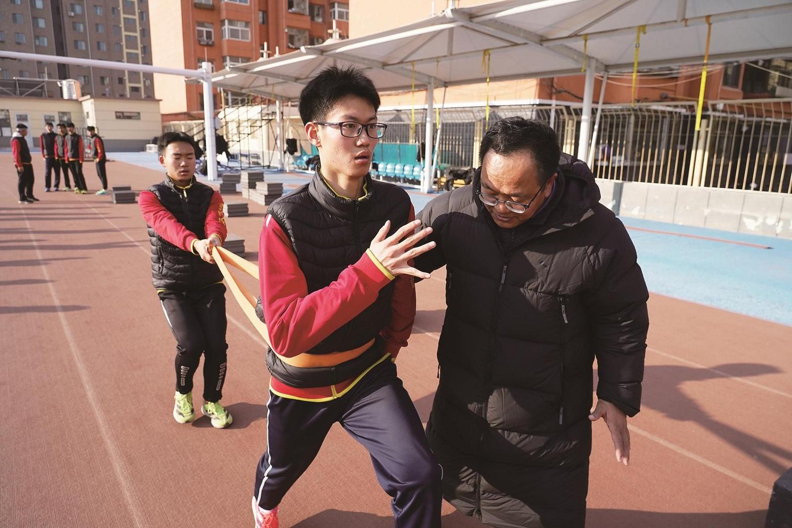 CBA盘口与数据深度__今日CBA盘口分析·大小分策略·球队档案包融深一度丨“体教融合” 打开别样成长空间