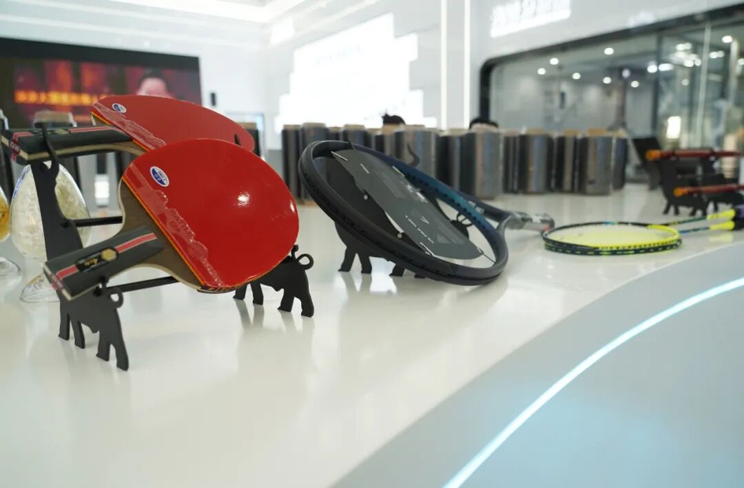 内蒙古光威碳纤有限公司展厅碳纤维产品 (4).JPG