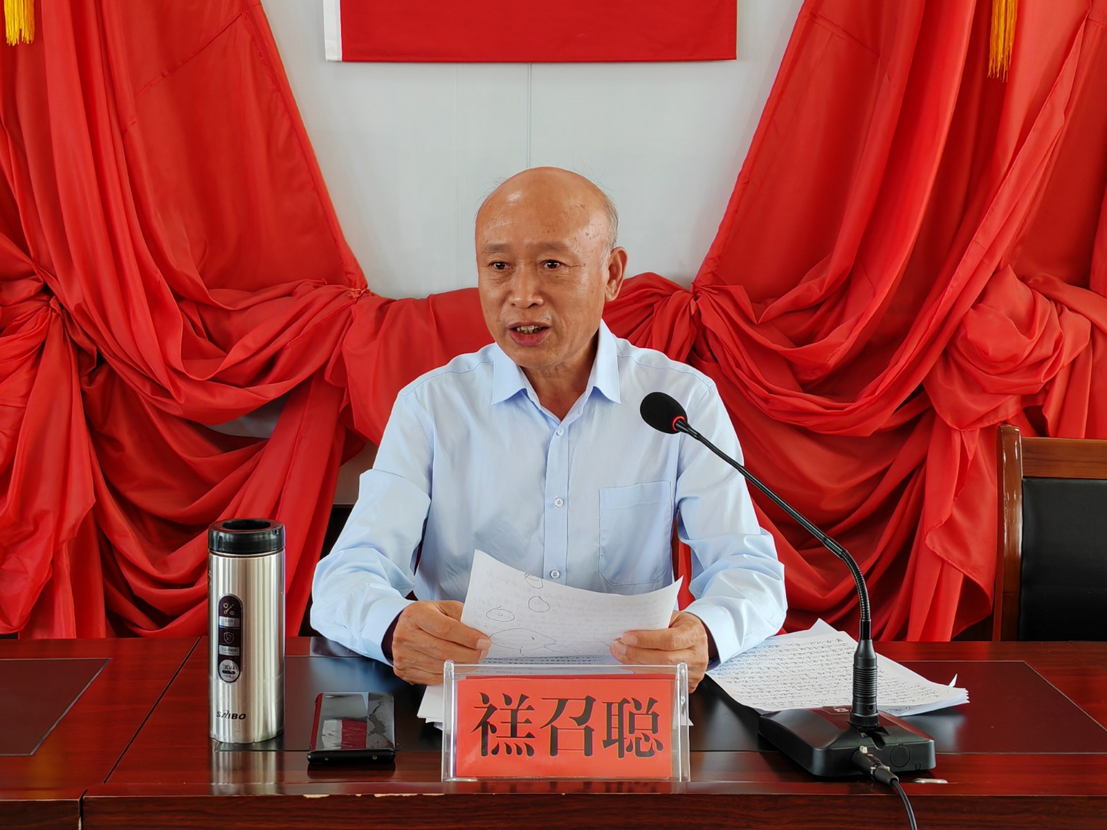 礼赞新中国奋进新时代丨密水街道关工委举办剪纸迎国庆祝福献祖国活动