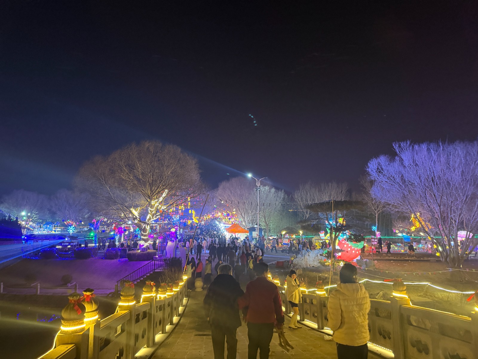 beadaf5527974454b7b2c2165d1a7a8b