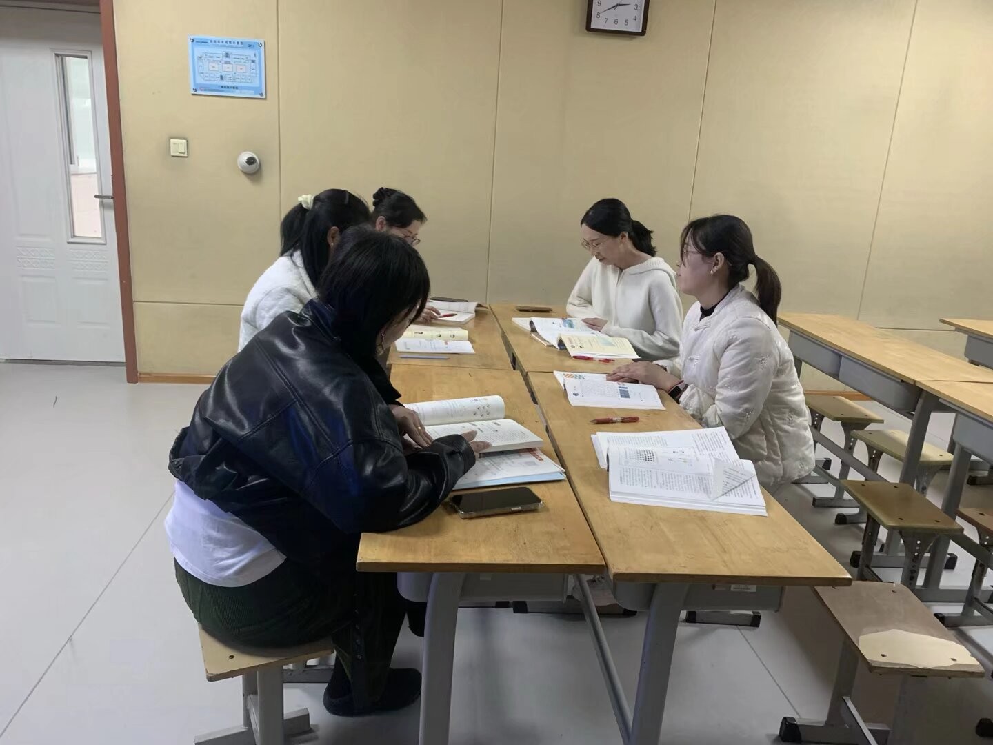 图片八